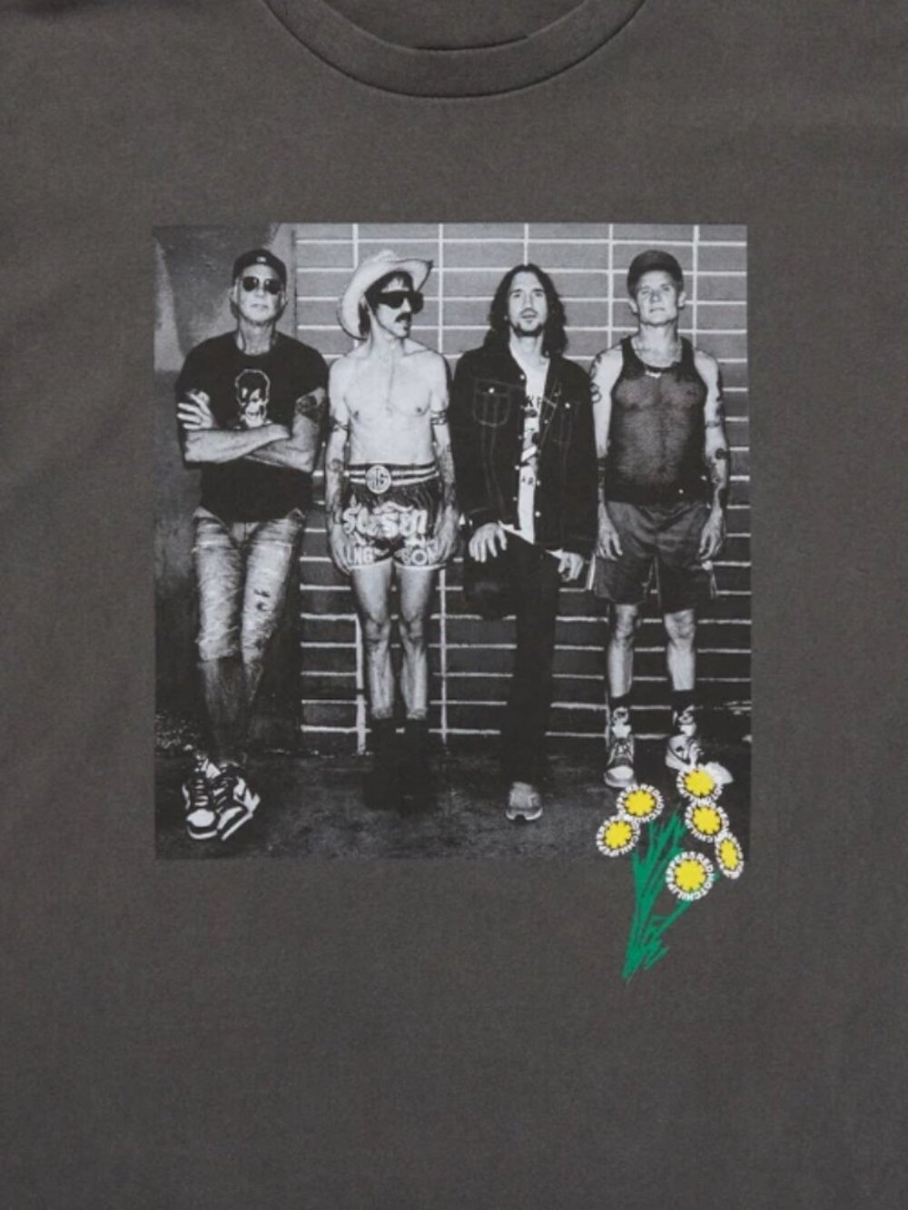 Band Tee Red Hot Chli Peppers T-Shirt Unlimited Love World Tour 2022-2023 - Picture 2 of 6